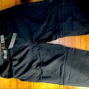 Northface Paramount Trail Convertible Pants/shorts